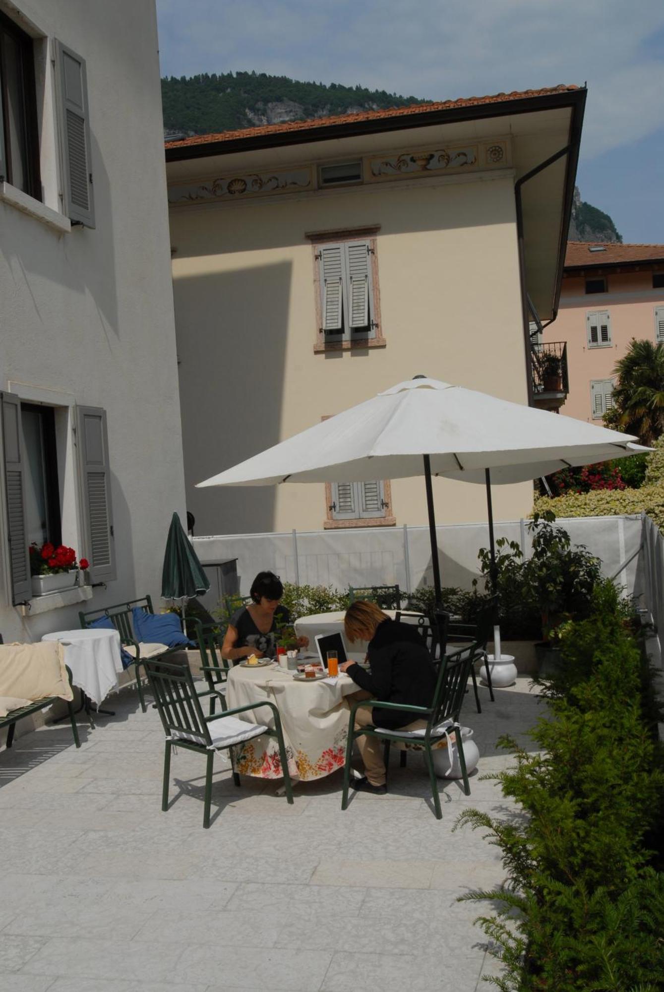 Albergo Al Sole Mezzolombardo Exterior foto