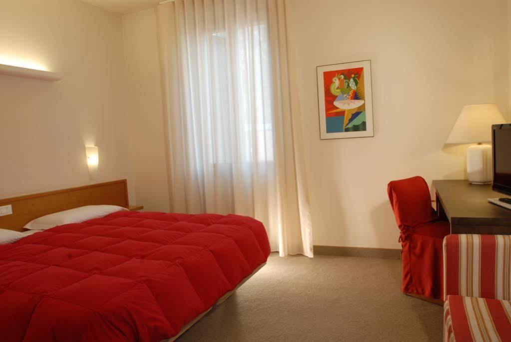 Albergo Al Sole Mezzolombardo Exterior foto